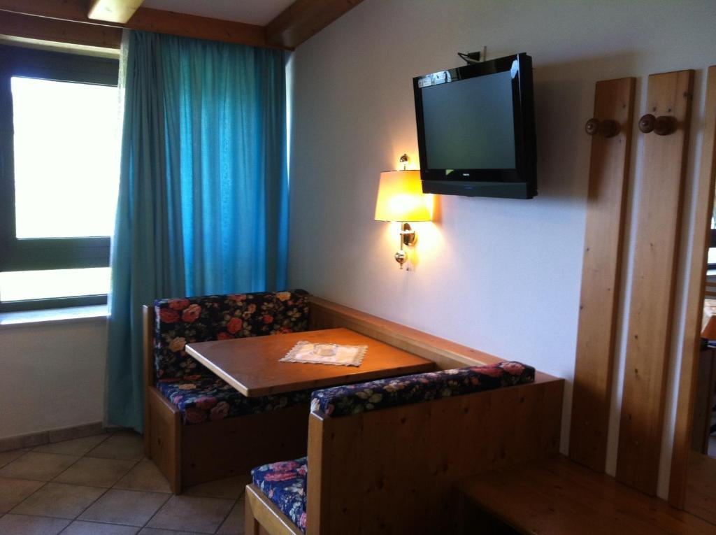 Piccolo Hotel Sciliar Алпе ди Сиуси Екстериор снимка